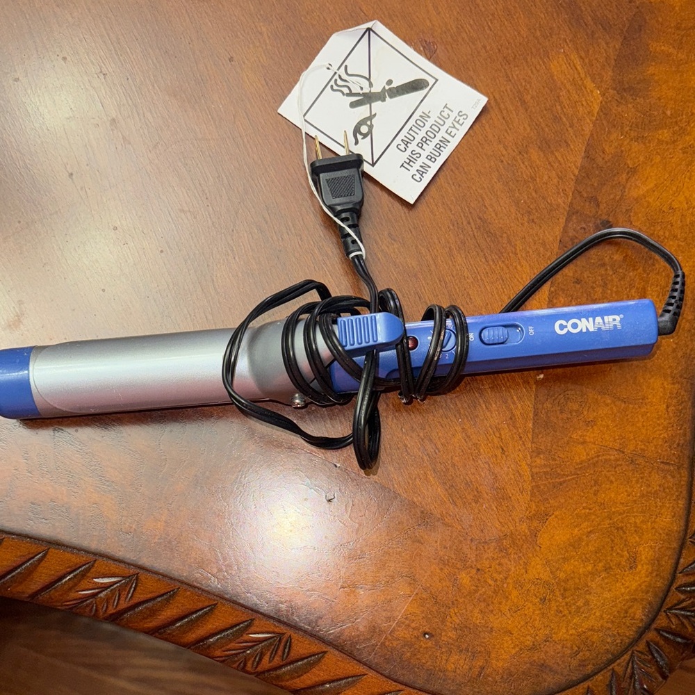 Conair Blue and Silver Curling Iron